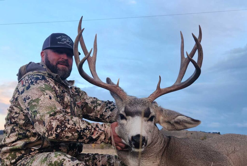 best-mule-deer-hunting-outfitter-ne-wyoming-region-c